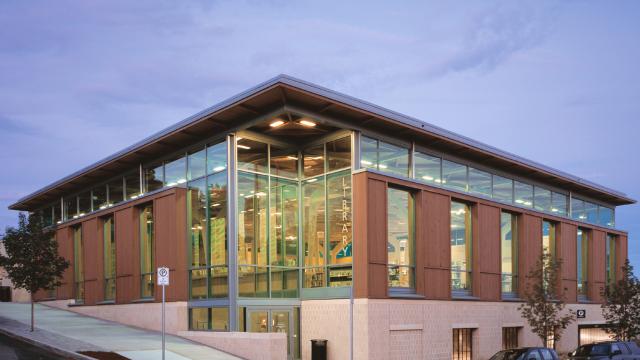 Hillsdale Library Exterior