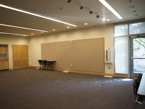 Hillsdale meeting room